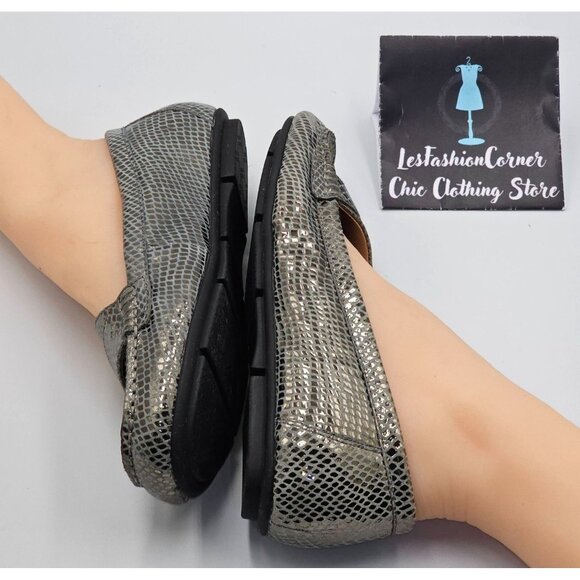 NWOB Vionic Women's Gunmetal Silver Snakeskin Chill Larrun Loafers Sz 8 2511 - Picture 13 of 16